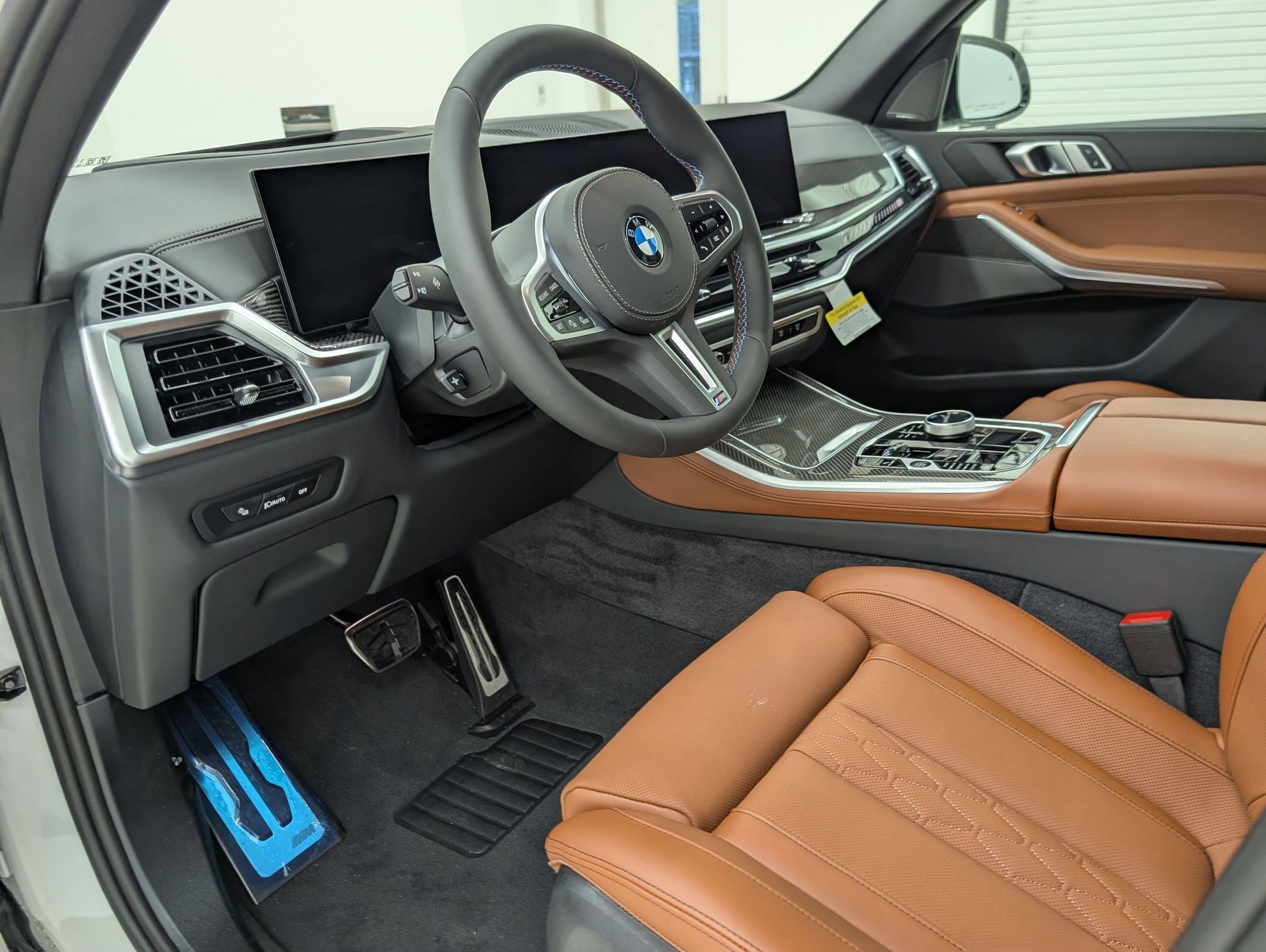 New 2026 BMW X5 M60i image 4