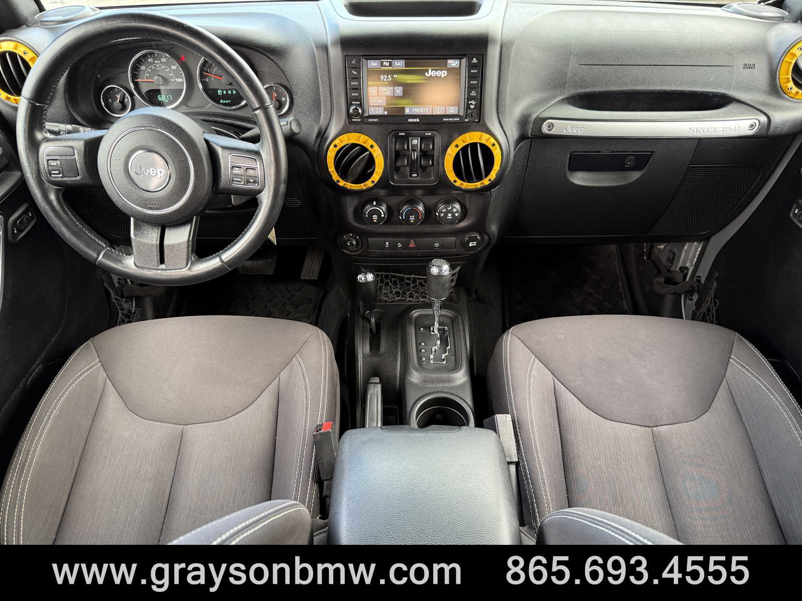 Used 2015 Jeep Wrangler Unlimited Sahara image 12