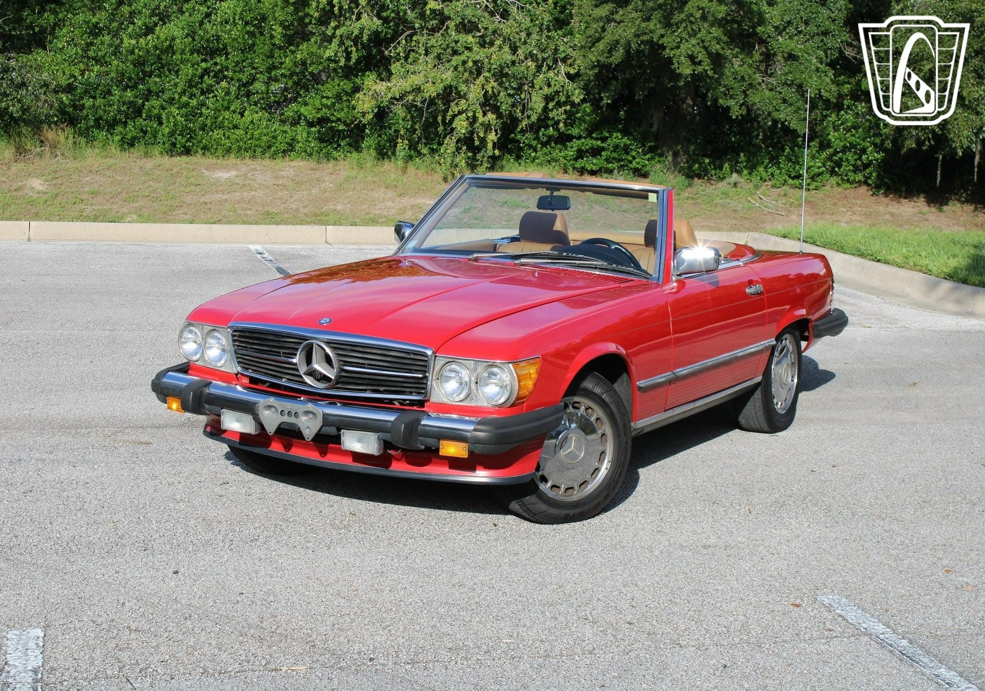 Used 1987 Mercedes-Benz 560 SL image 4