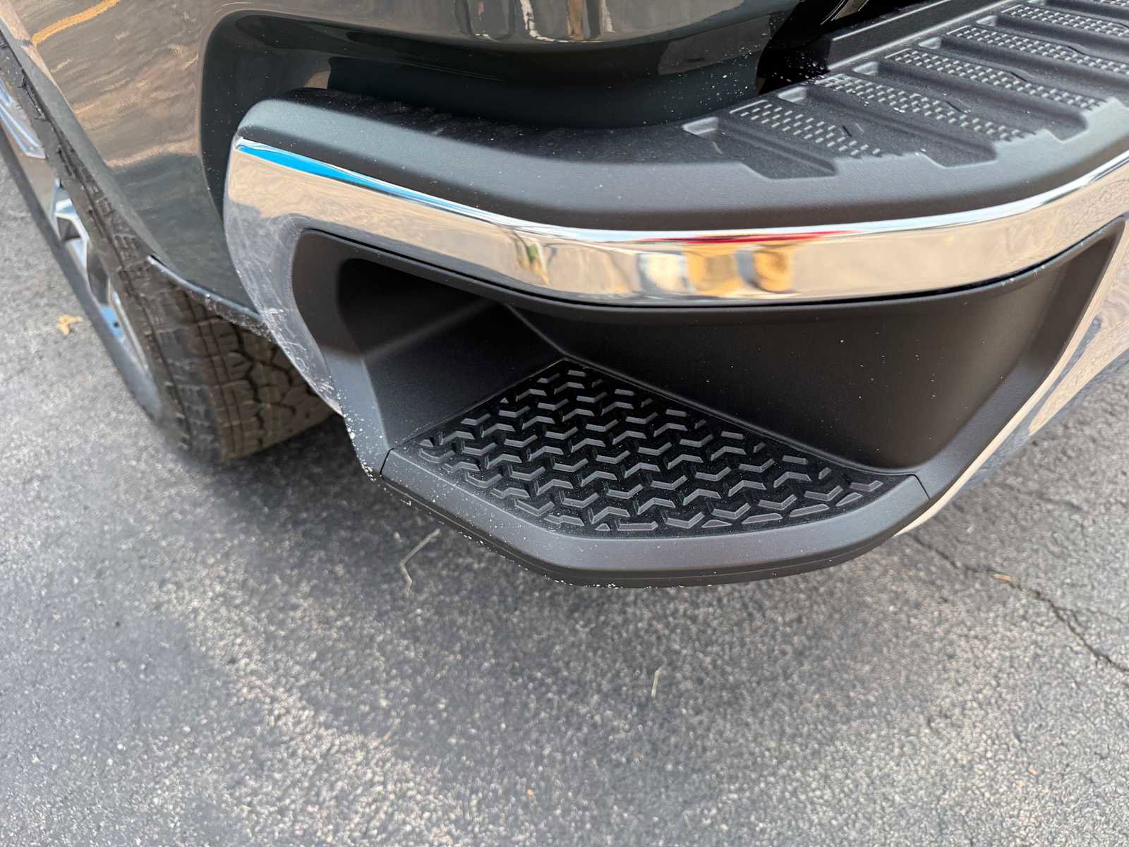 New 2026 Chevrolet Silverado 1500 LT image 25