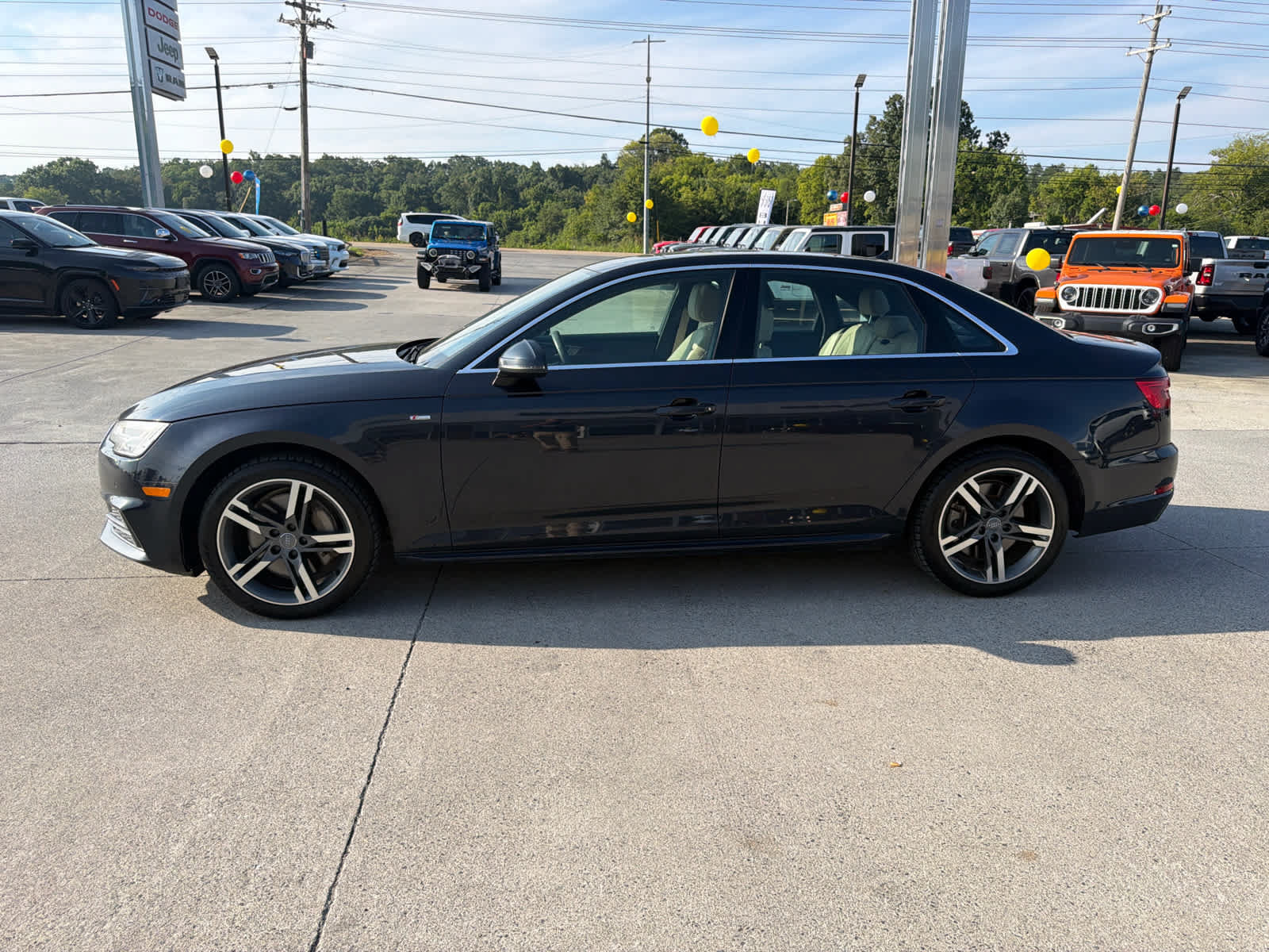 Used 2017 Audi A4 2.0T Premium Plus w/ Premium Plus Package AWD/4WD image 5