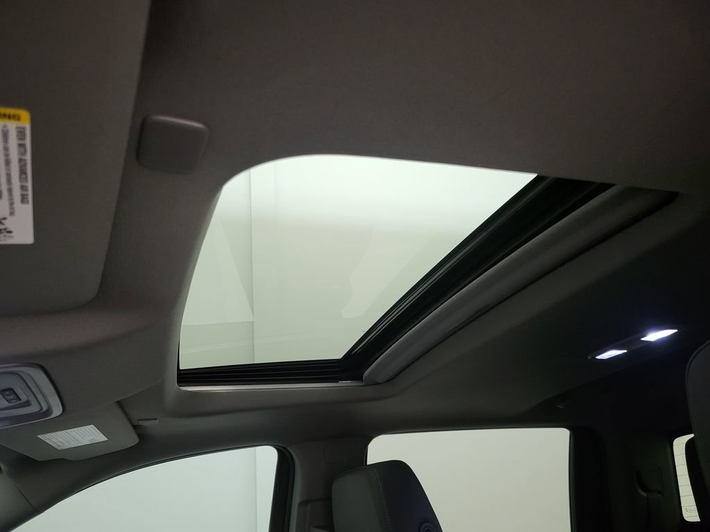 Used 2025 Chevrolet Silverado 1500 LTZ w/ LTZ Premium Package image 20