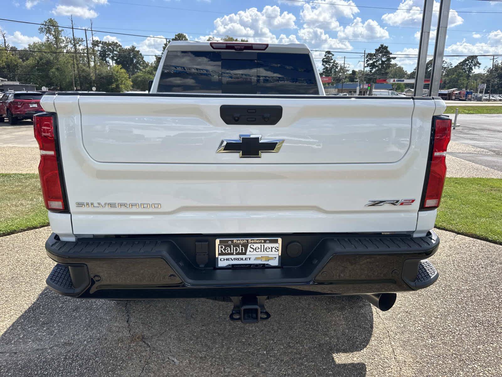 New 2026 Chevrolet Silverado 2500 ZR2 AWD/4WD image 5