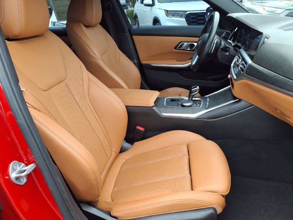 Used 2022 BMW 330i xDrive Sedan w/ Premium Package 2 AWD/4WD image 15