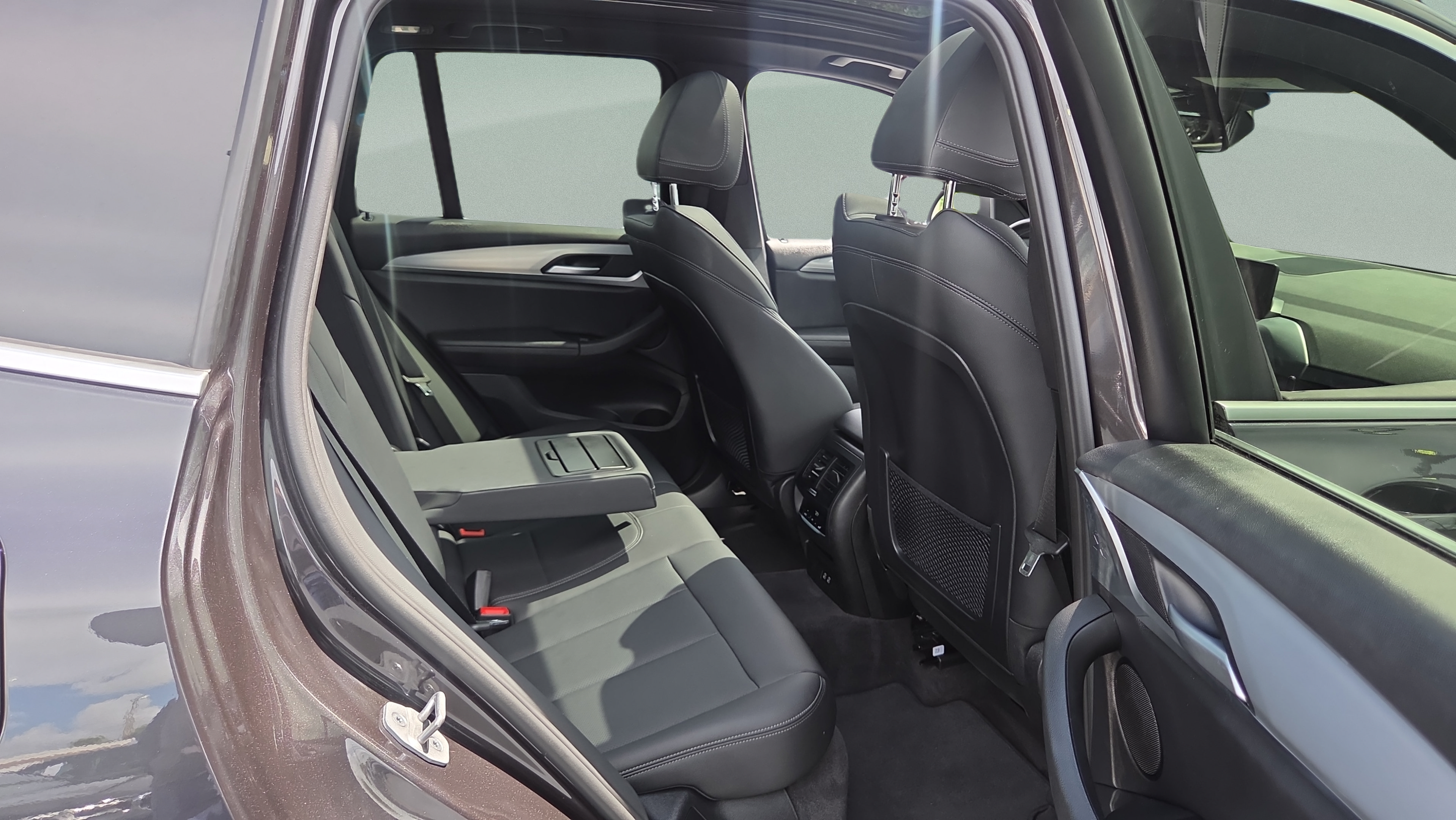 Used 2024 BMW X3 sDrive30i w/ Convenience Package w/ZPA RWD image 15