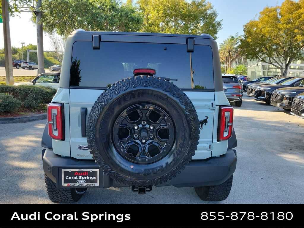 Used 2024 Ford Bronco Wildtrak image 7