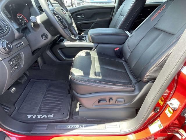 Used 2021 Nissan Titan PRO-4X w/ Pro-4x Convenience Package image 17
