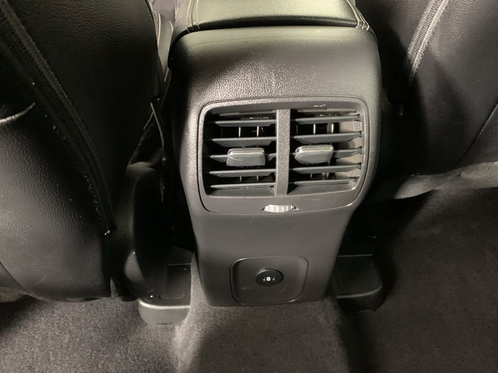 Used 2023 Ford Escape Platinum w/ Premium Technology Package image 30