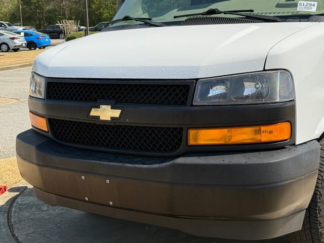 Used 2021 Chevrolet Express 2500 w/ Driver Convenience Package image 12