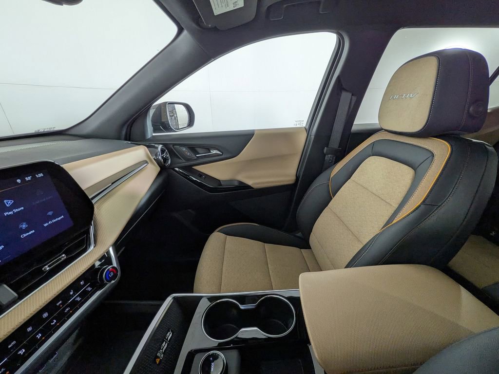 Used 2026 Chevrolet Equinox ACTIV w/ Convenience Package III image 32