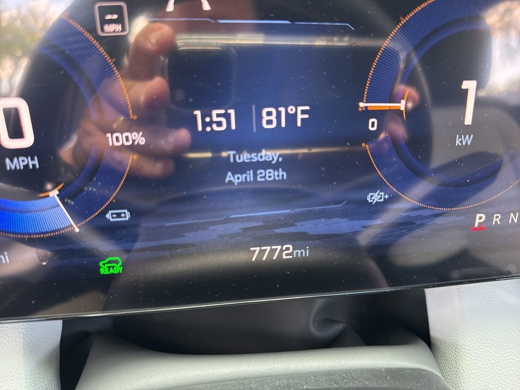 Used 2025 Chevrolet Equinox EV LT FWD image 50