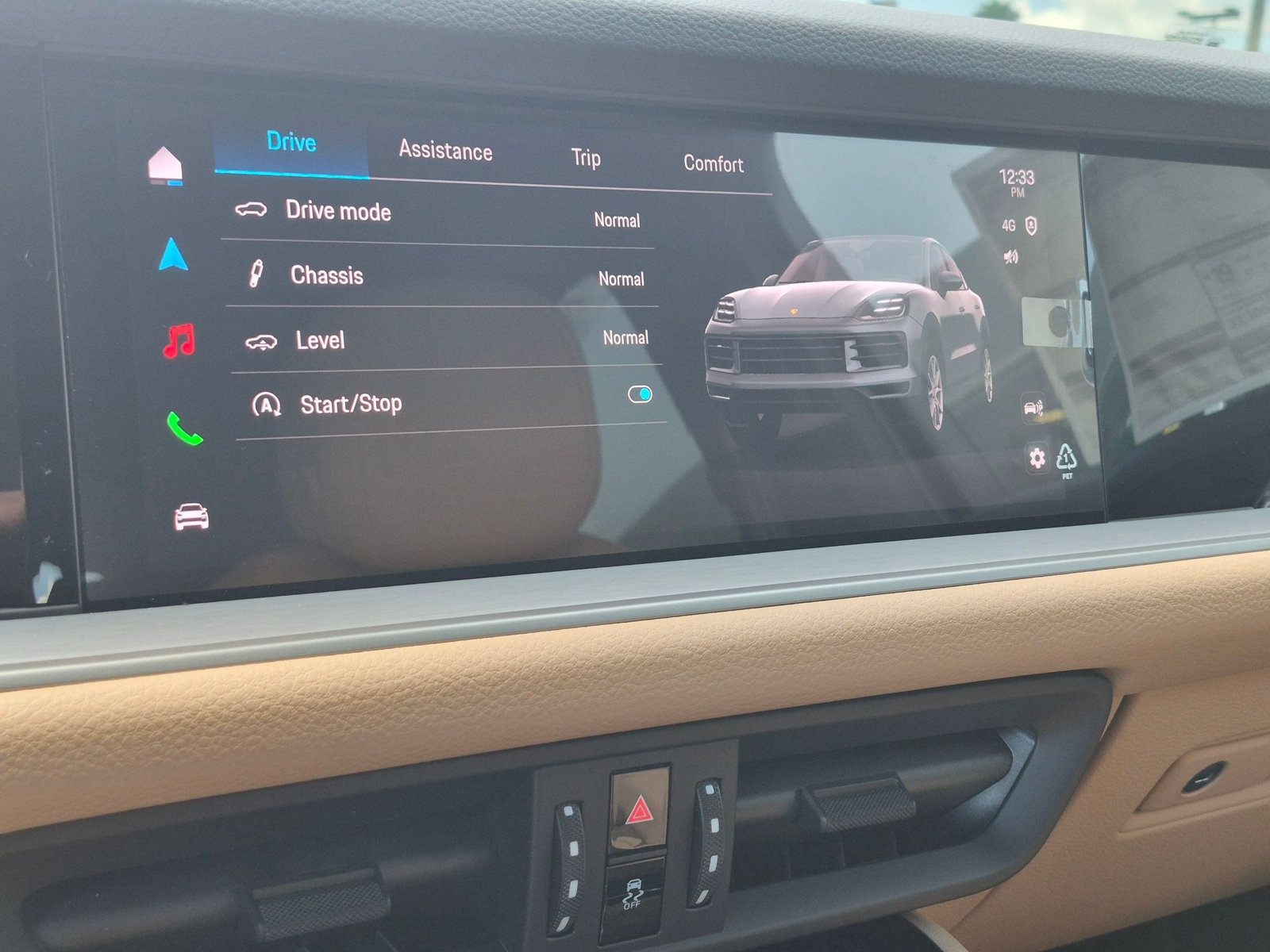 New 2026 Porsche Cayenne Coupe AWD/4WD image 18