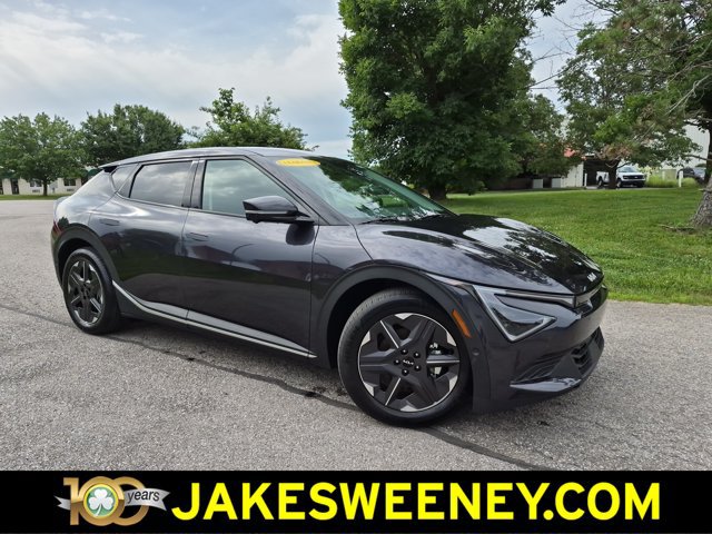 New 2025 Kia EV6 Light w/ Light LR Technology Package