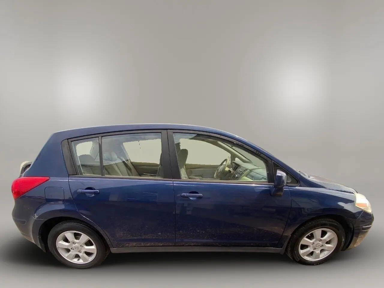 Used 2007 Nissan Versa 1.8 S w/ Convenience Pkg image 7