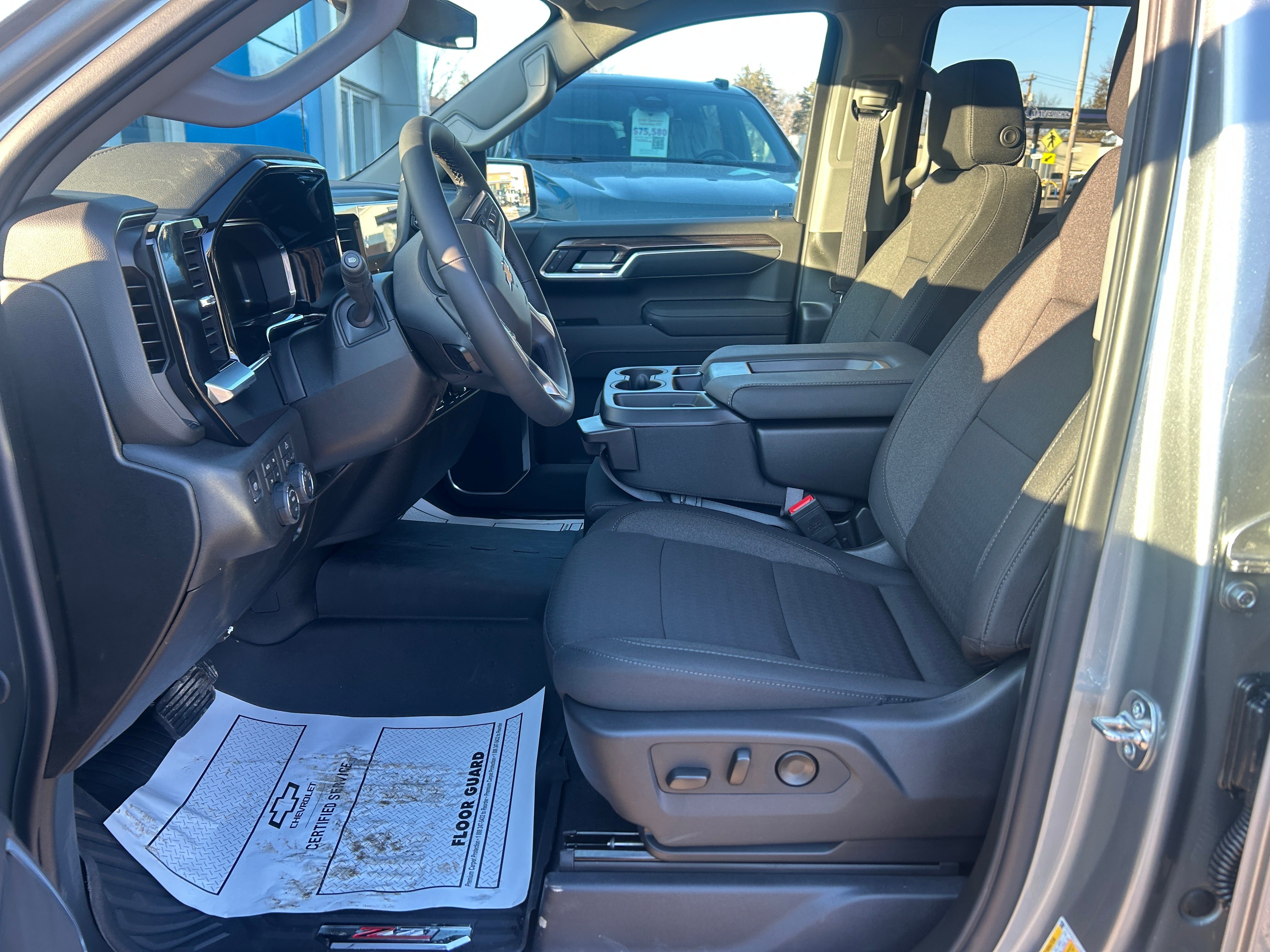 New 2026 Chevrolet Silverado 1500 LT AWD/4WD image 11