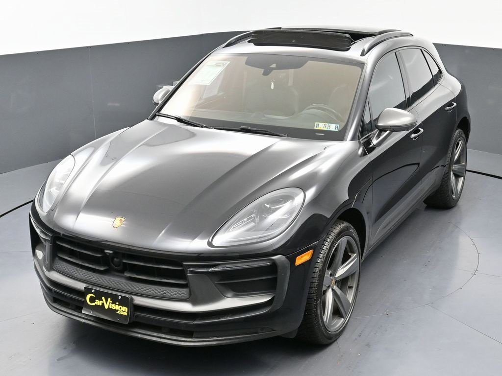 Used 2023 Porsche Macan Turbo image 47