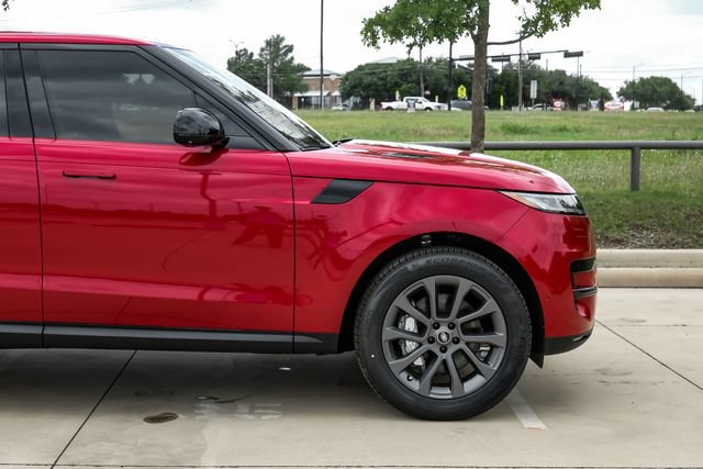 Used 2025 Land Rover Range Rover Sport AWD/4WD image 9