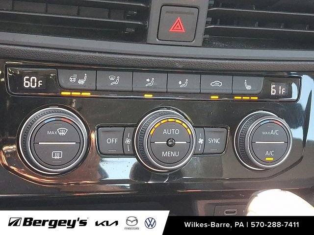 Used 2020 Volkswagen Jetta SE image 18