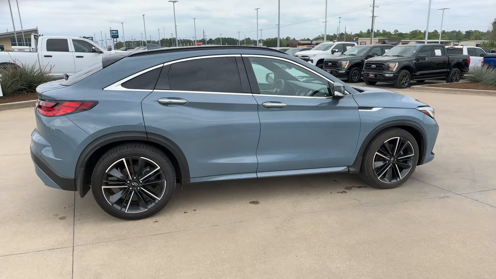 Used 2022 INFINITI QX55 Essential w/ Proactive Package AWD/4WD image 9