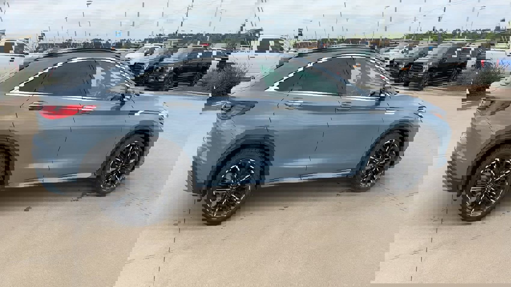 Used 2022 INFINITI QX55 Essential w/ Proactive Package image 9