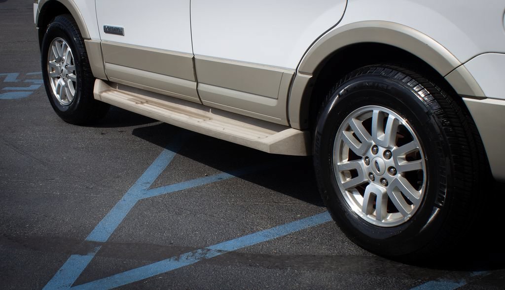 Used 2007 Ford Expedition Eddie Bauer AWD/4WD image 22