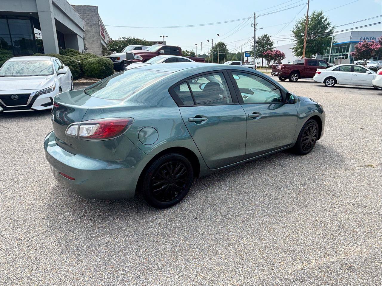 Used 2013 MAZDA MAZDA3 i SV w/ Convenience Pkg FWD image 40
