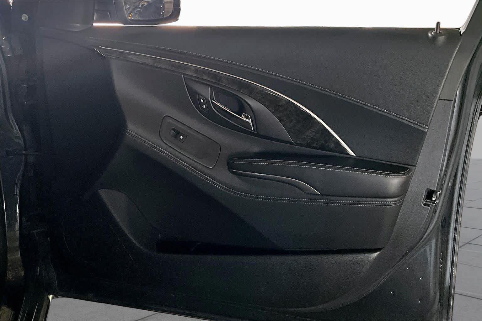 Used 2015 Buick LaCrosse Leather FWD image 21