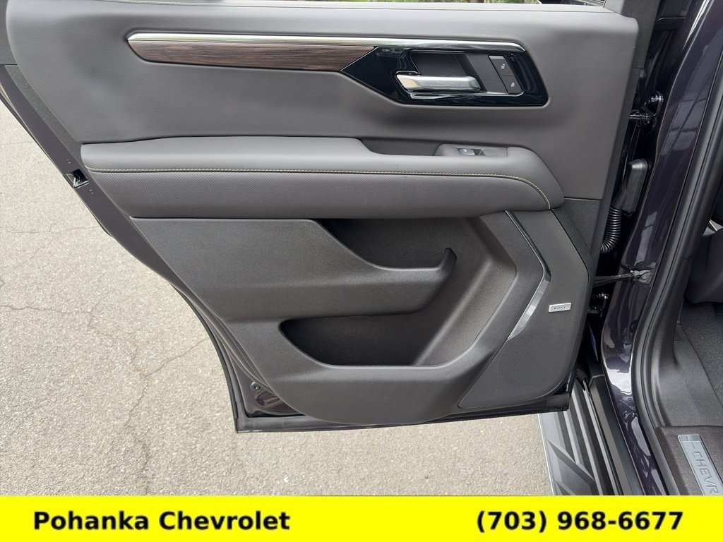 New 2026 Chevrolet Tahoe Premier w/ Sun And Tow Package AWD/4WD image 29