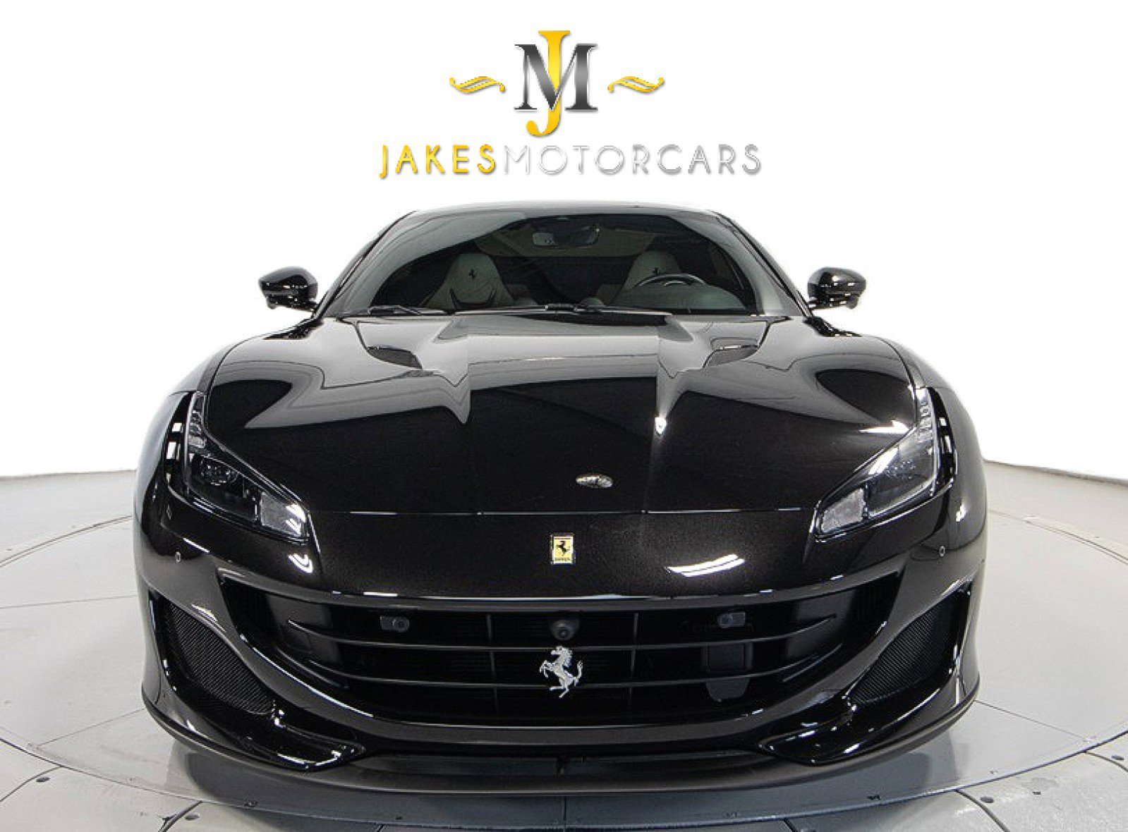 Used 2020 Ferrari Portofino image 18