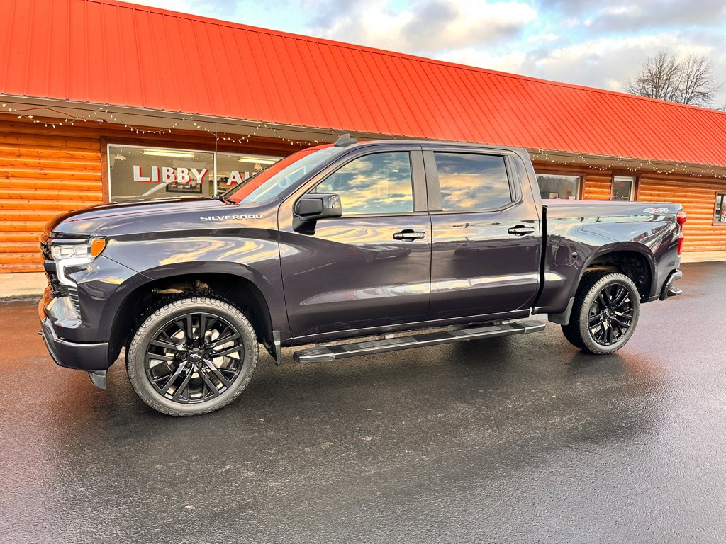 Used 2022 Chevrolet Silverado 1500 RST image 1