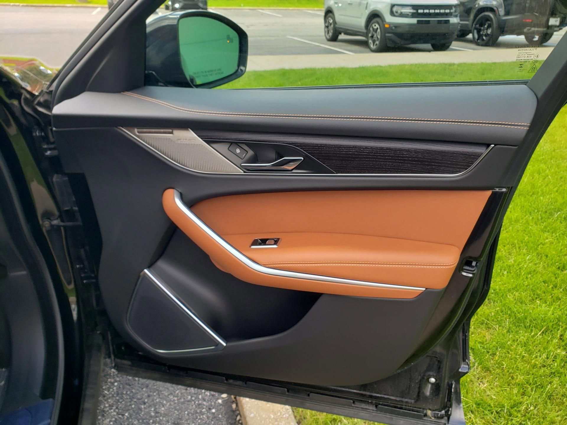 New 2026 Jaguar F-PACE R-Dynamic S AWD/4WD image 18