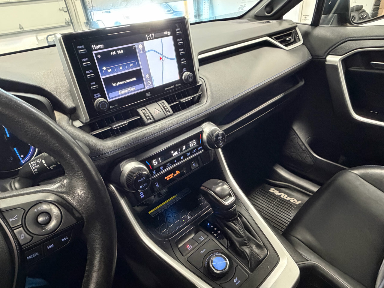 Used 2020 Toyota RAV4 XSE image 37