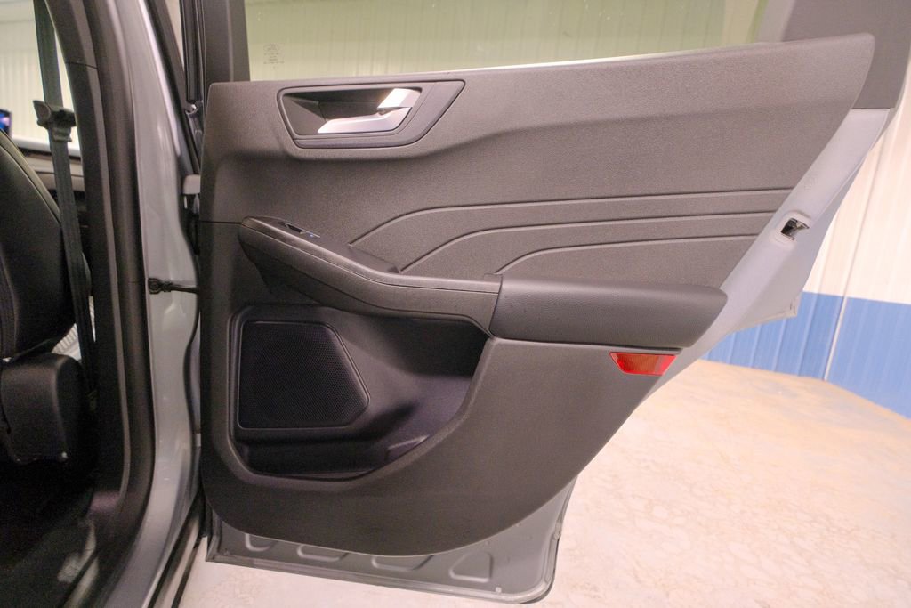 Used 2024 Ford Escape Base image 17