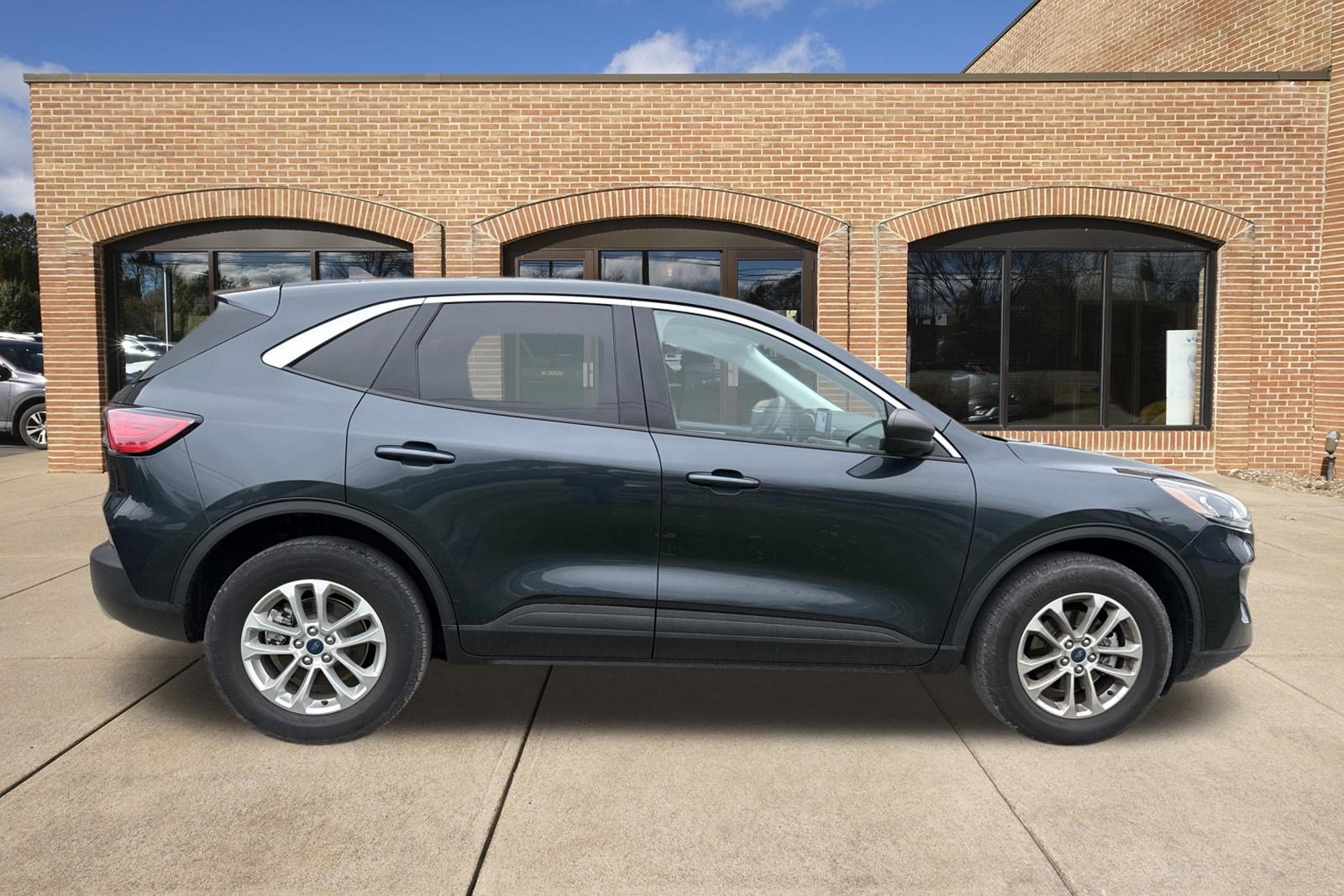 Used 2022 Ford Escape SE AWD/4WD video 2