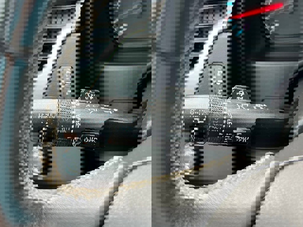 Used 2019 Chevrolet Suburban LT image 19