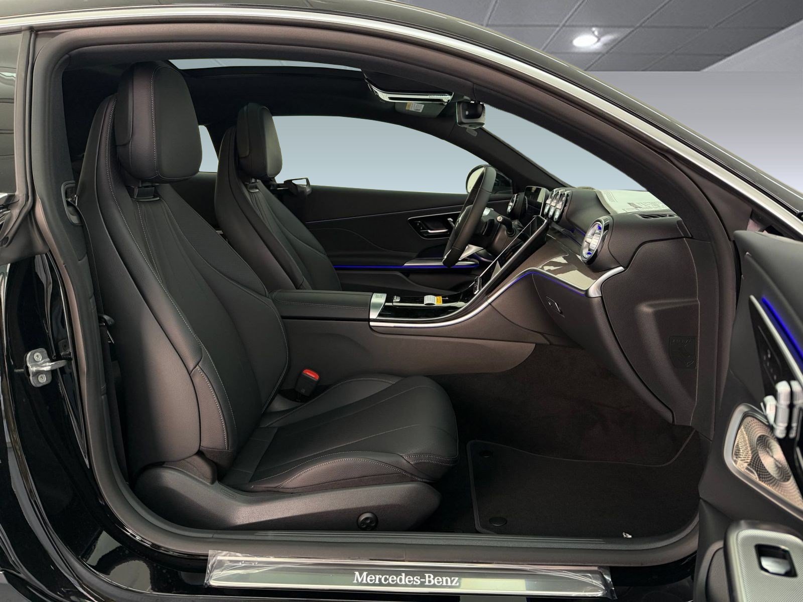 New 2026 Mercedes-Benz CLE 300 4MATIC Coupe image 23