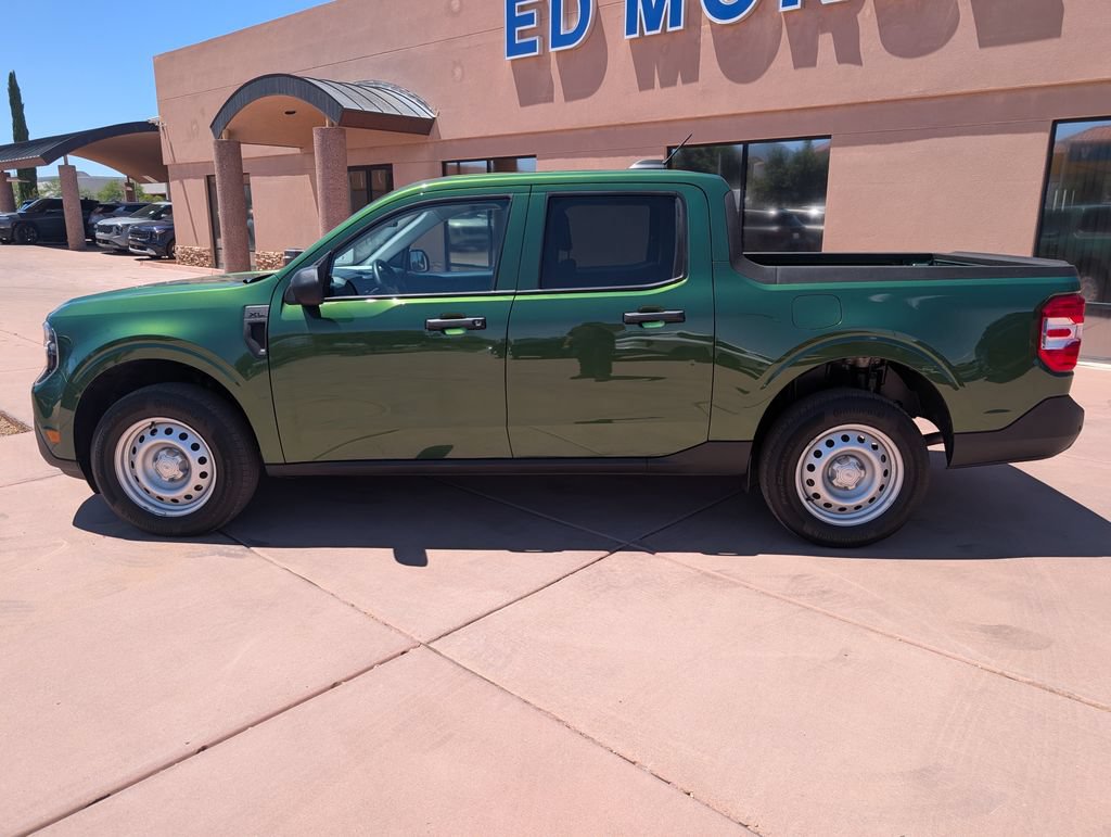 Used 2025 Ford Maverick XL w/ Equipment Group 102A AWD/4WD image 4