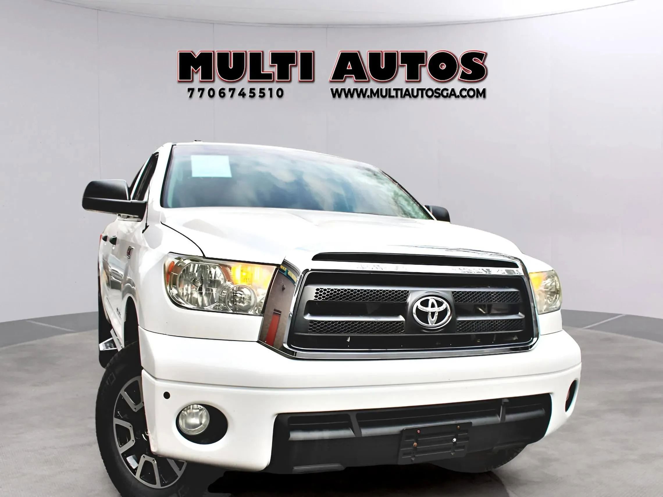 Used 2013 Toyota Tundra SR5 AWD/4WD image 1