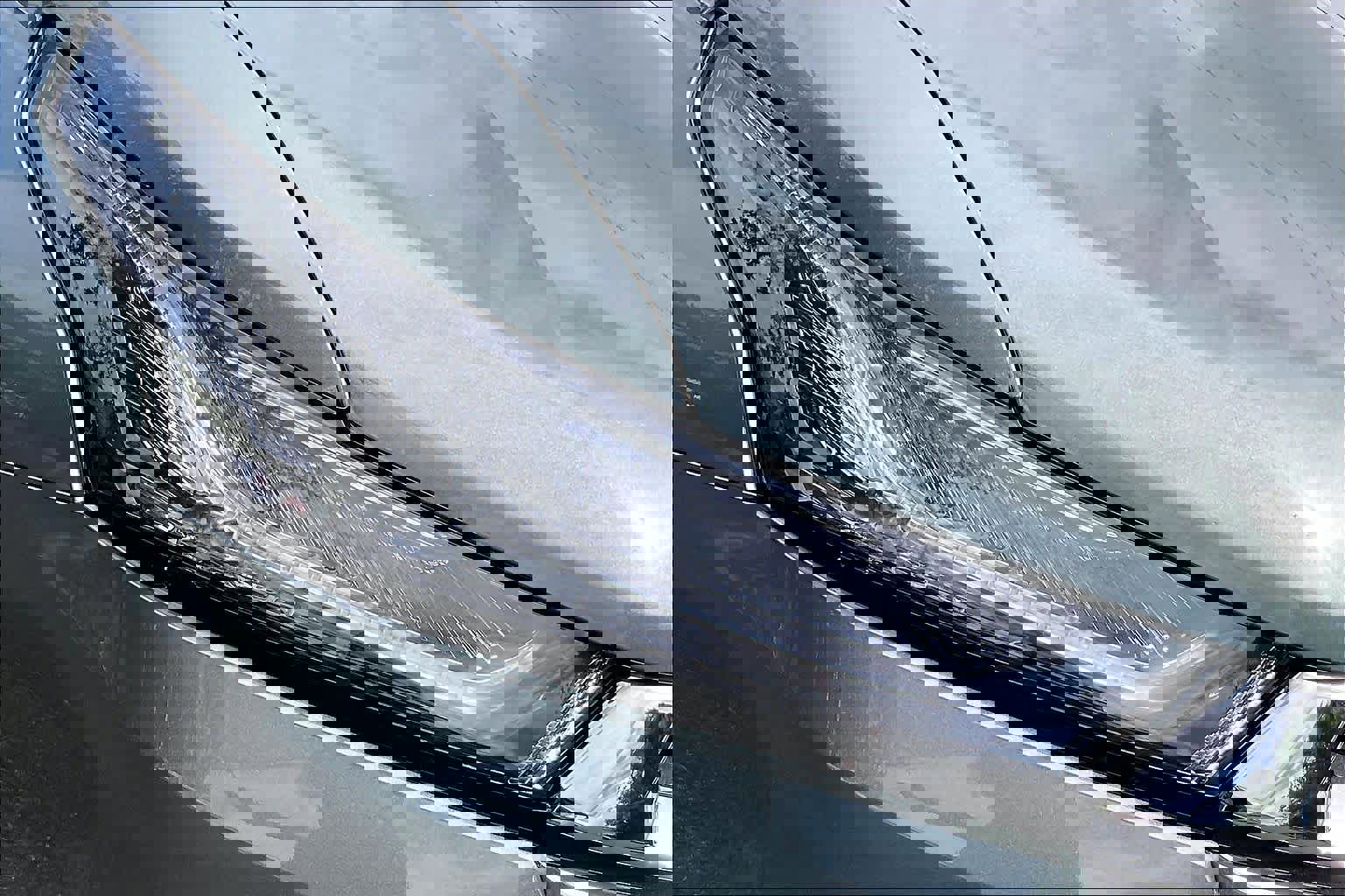 Certified 2023 Chevrolet Traverse LT image 28