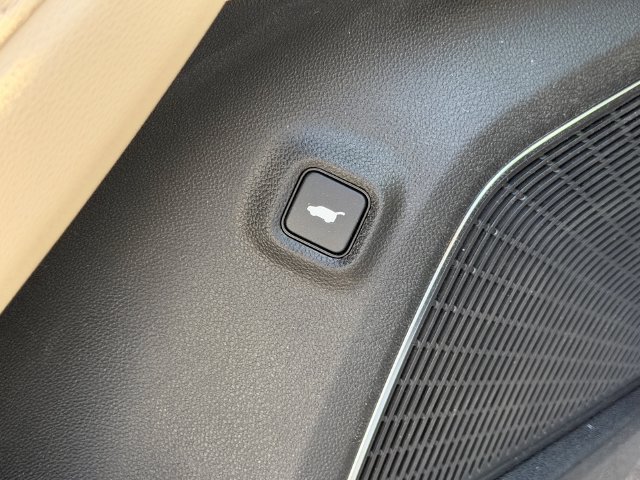 Certified 2026 Acura MDX FWD image 16