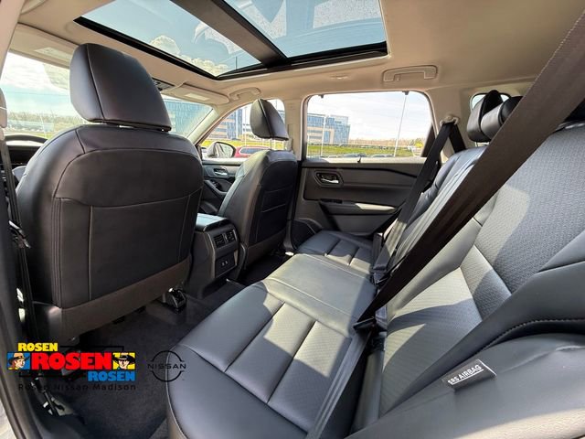 Used 2026 Nissan Rogue SV w/ SV Premium Package AWD/4WD image 28