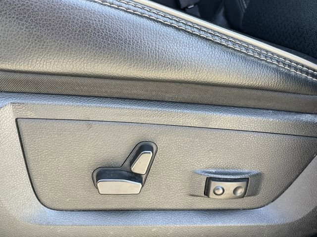 Used 2024 RAM 2500 Laramie w/ Towing Technology Group image 26