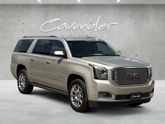 Used 2015 GMC Yukon XL Denali w/ Premium Package AWD/4WD image 2