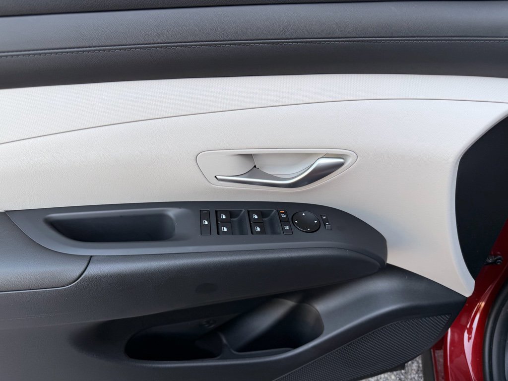 New 2026 Hyundai Tucson SEL image 16