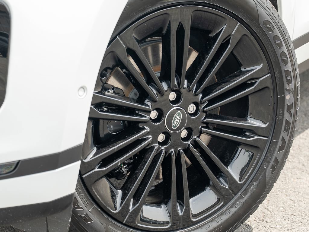 New 2026 Land Rover Range Rover Evoque S AWD/4WD image 9