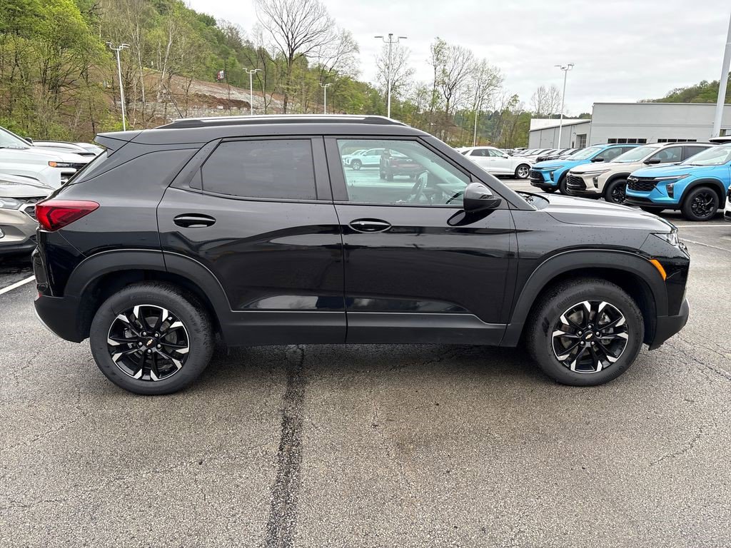 Certified 2023 Chevrolet TrailBlazer LT w/ Convenience Package AWD/4WD image 8