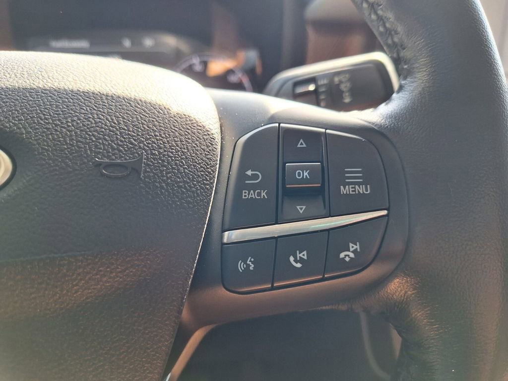 Used 2022 Ford Maverick Lariat w/ Equipment Group 500A Standard image 14