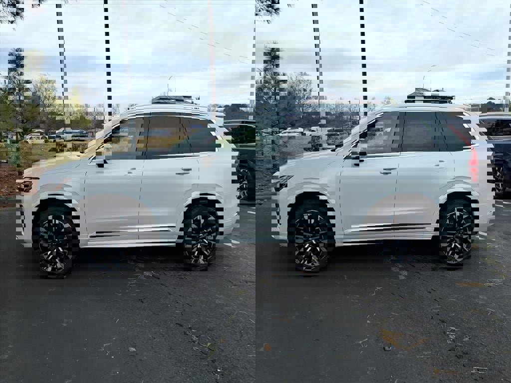 New 2026 Volvo XC90 B6 Ultra image 8