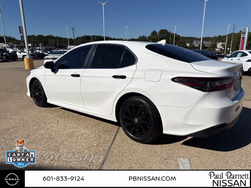 Used 2024 Toyota Camry LE FWD image 13