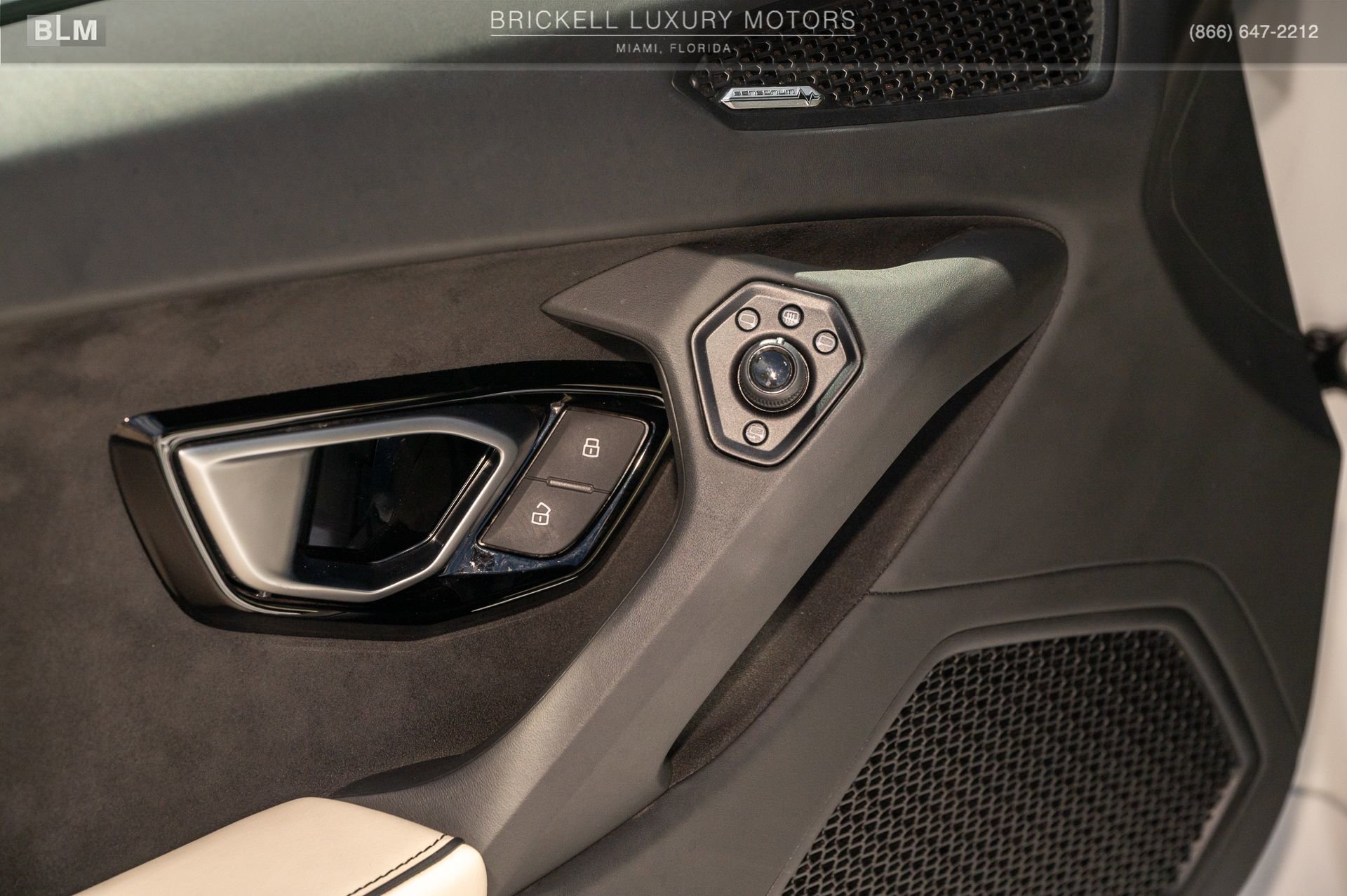 Used 2020 Lamborghini Huracan EVO image 52